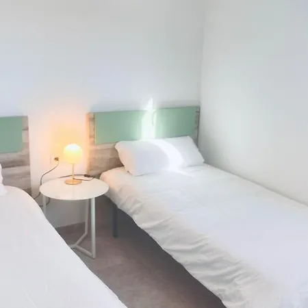 Aire Villamartin Apartment